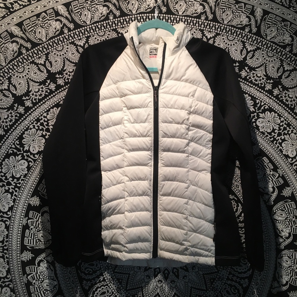 weather proof 32 degree zip up jacket